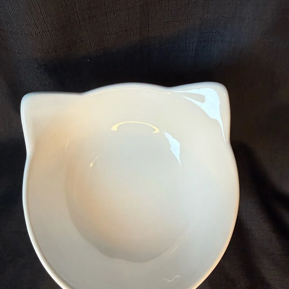 Park Life Design Matching White Cat Ceramic Bowl Set - 1 1/2 Cup Each.